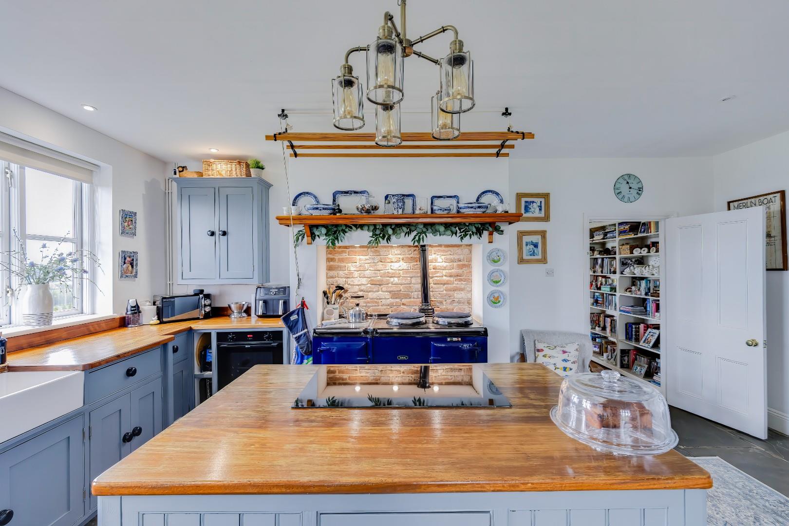 Trem Y Fro, Bonvilston, Vale Of Glamorgan, CF5 6TR